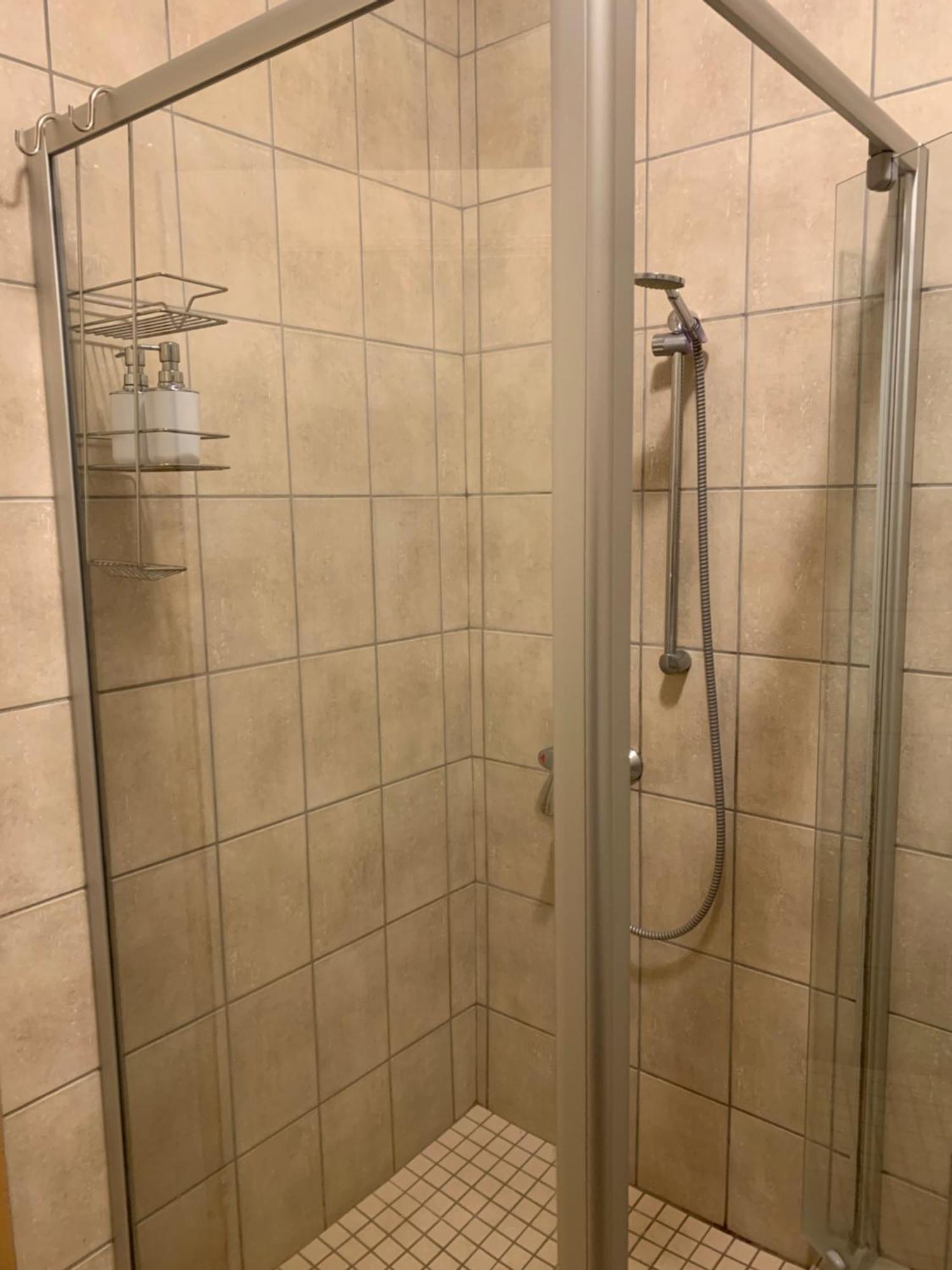 Hotel Pension Casa Africana Windhoek Bagian luar foto